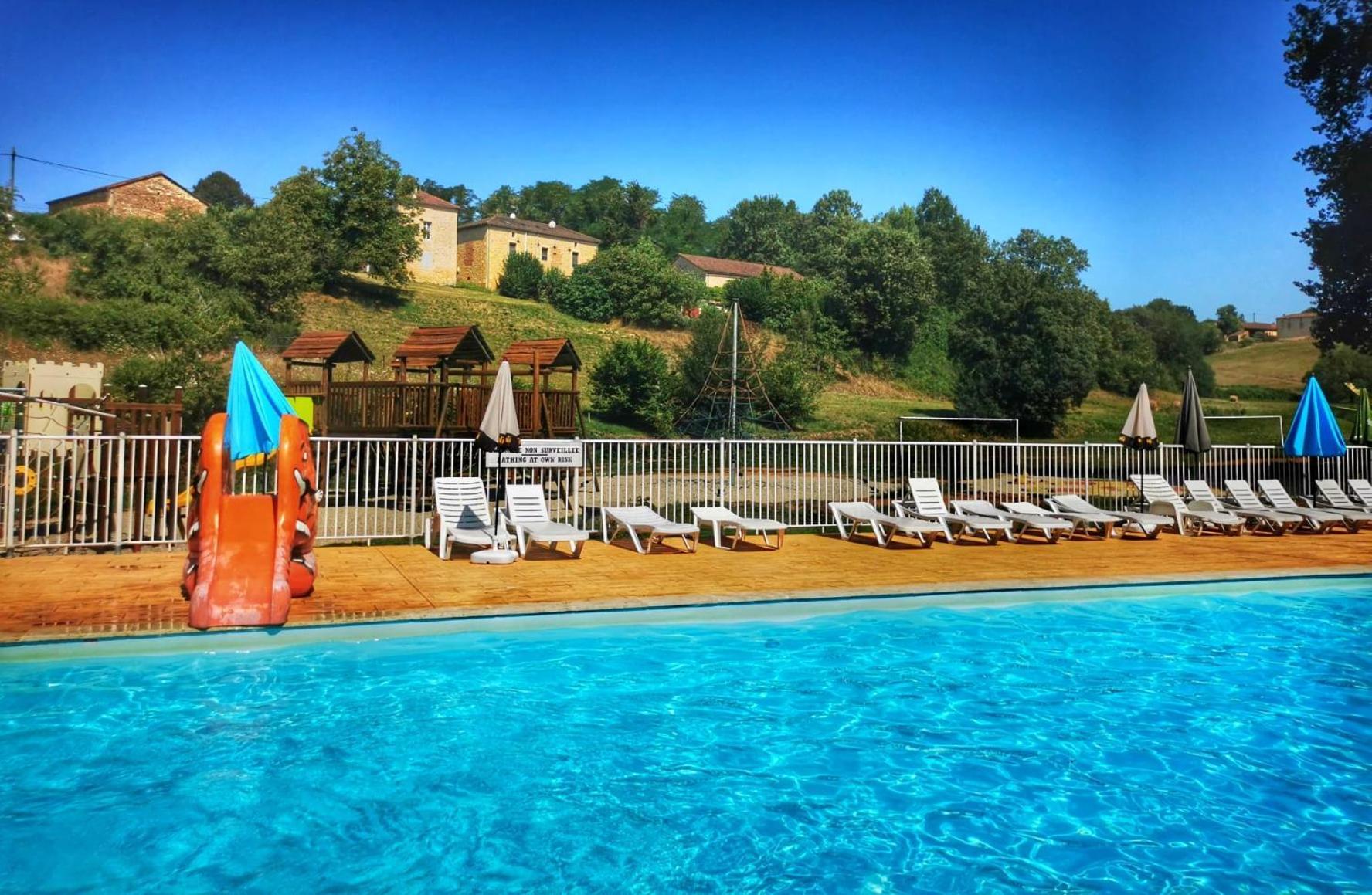 Camping Nature Le Valenty Mobil-Home-Dordogne Panoramique Clim Piscine Soturac 外观 照片